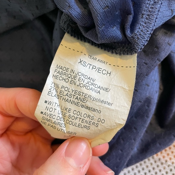 Under Armour Breathable Shortsleeve - Picture 4 of 4